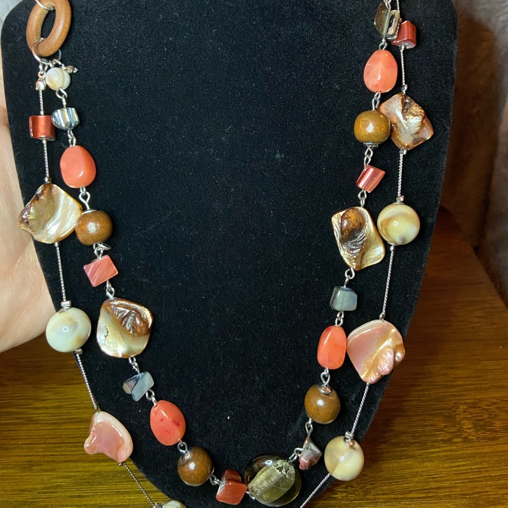 Necklace - Picture 2 of 3